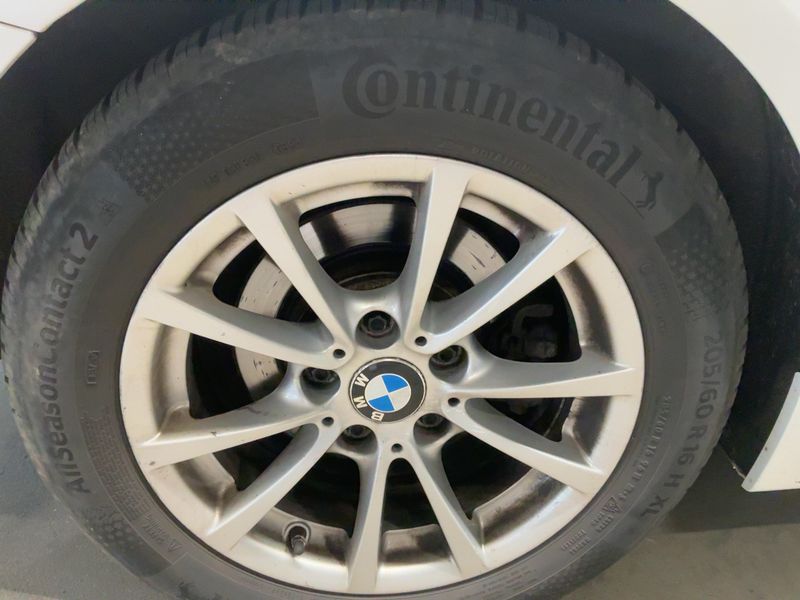 BMW 3er 318d Sport Line 2016 – снимка 9