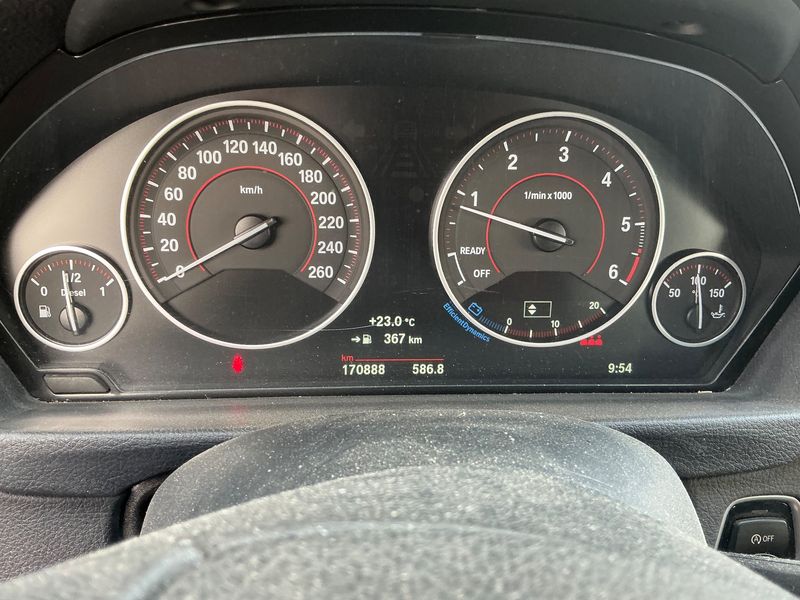 BMW 3er 318d Sport Line 2016 – снимка 18