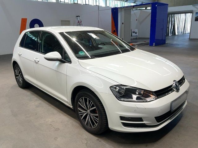 Volkswagen Golf VII 1.2 TSI Allstar BlueMotion Tech 2016 – снимка 12