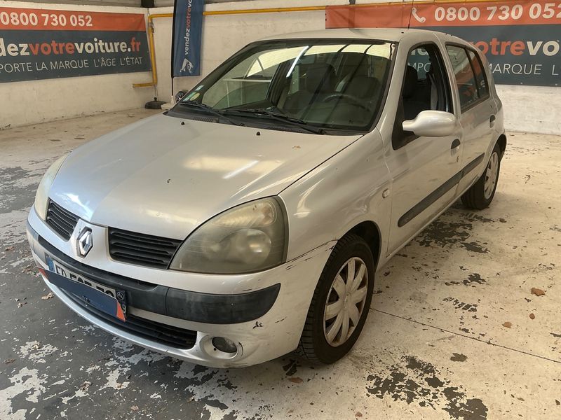 Renault Clio 1.2 Dynamique Confort 2005 – снимка 1
