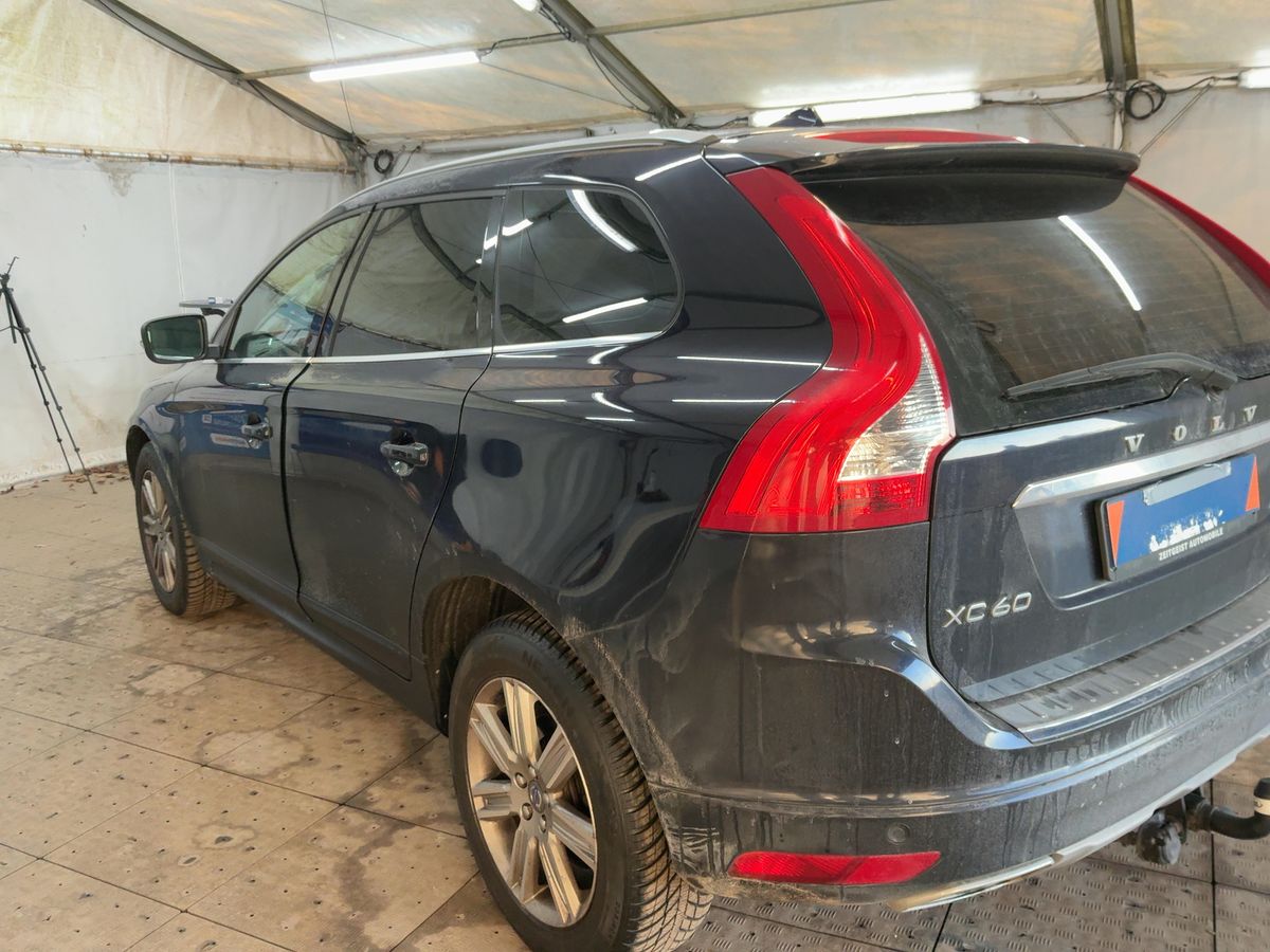 Volvo XC60 2017 — photo 7