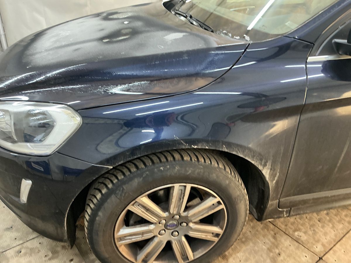 Volvo XC60 2017 — photo 42