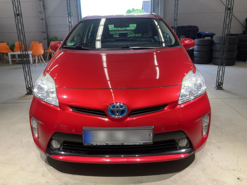 Toyota Prius 1.8 Life — zdjęcie 9