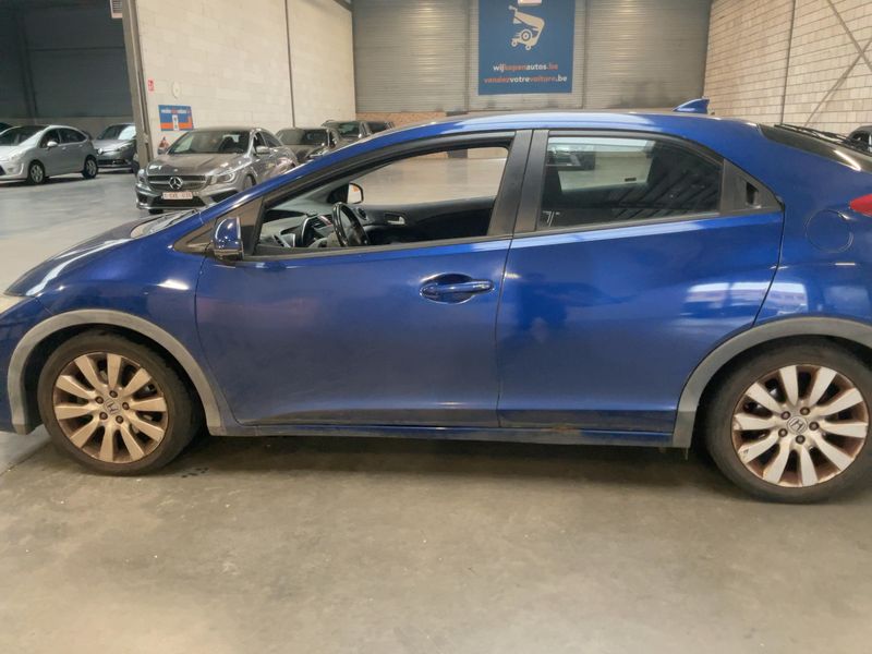 Honda Civic 1.4 Executive 2012 – снимка 4