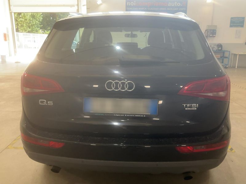 Audi Q5 2.0 TFSI quattro 2011 – снимка 7