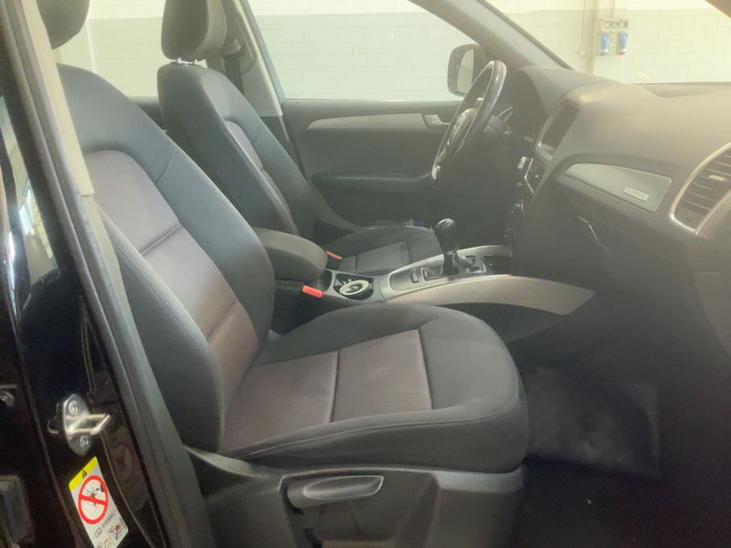 Audi Q5 2.0 TFSI quattro 2011 – снимка 16