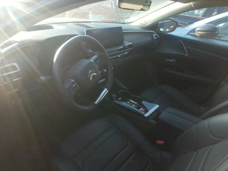 Citroen C5 X 1.2 PureTech Plus — zdjęcie 9