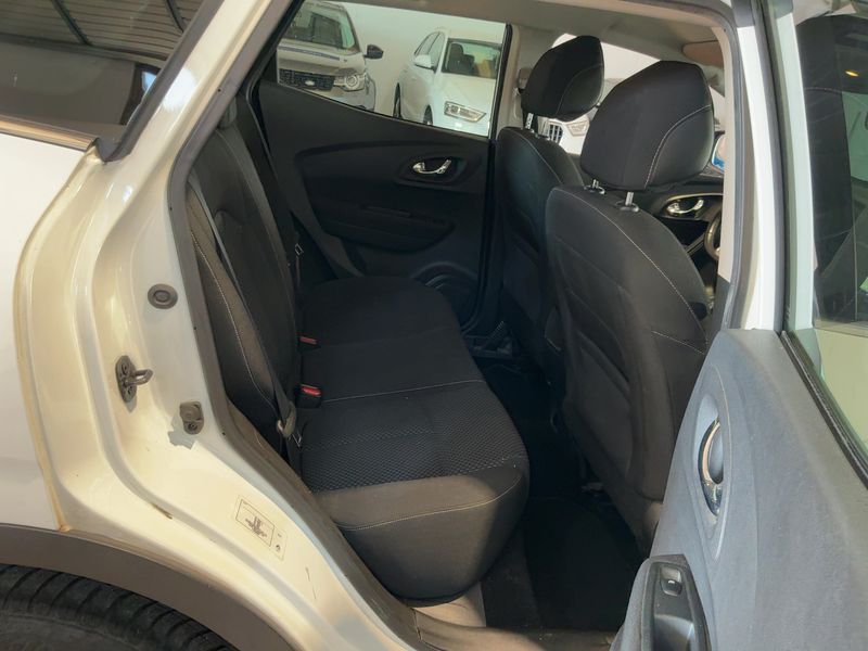 Renault Kadjar 1.5 dCi Energy Hypnotic — zdjęcie 14