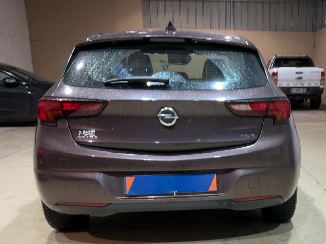 Opel Astra 2017 — photo 8