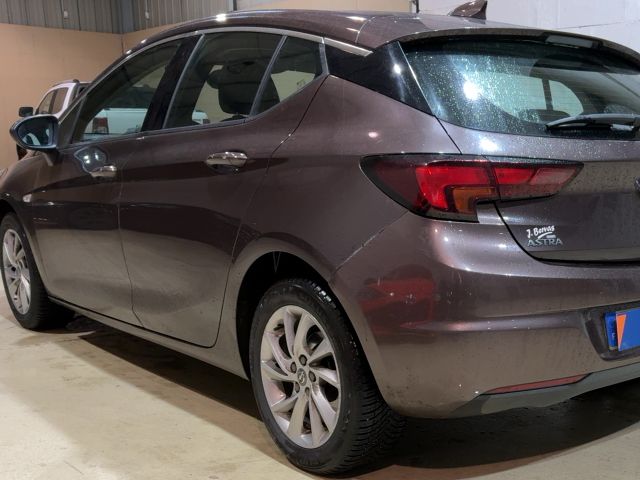 Opel Astra 2017 — photo 7