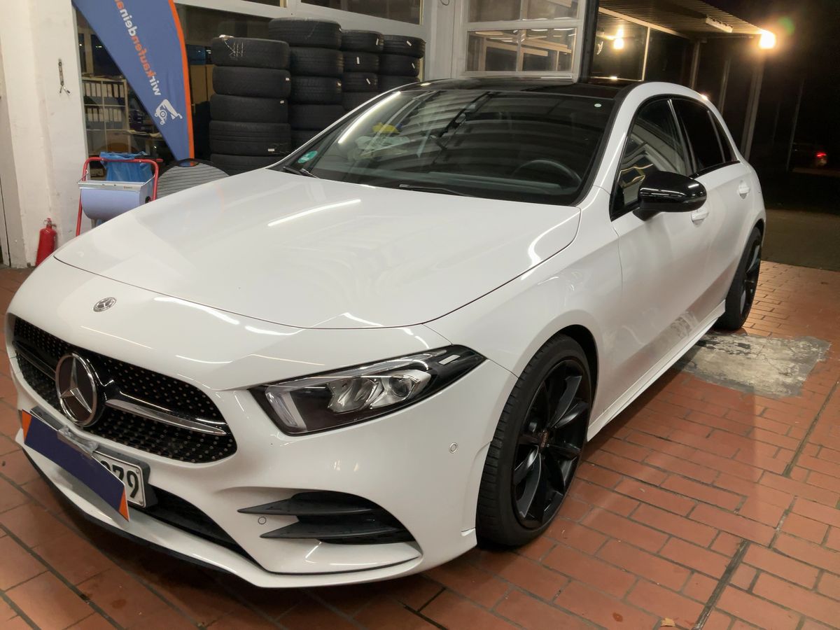 Mercedes-Benz A-Klasse A 220 AMG Line