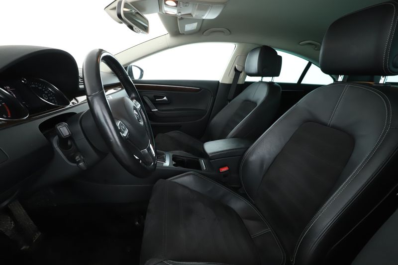 Volkswagen CC 2.0 TDI BlueMotion Tech — zdjęcie 11