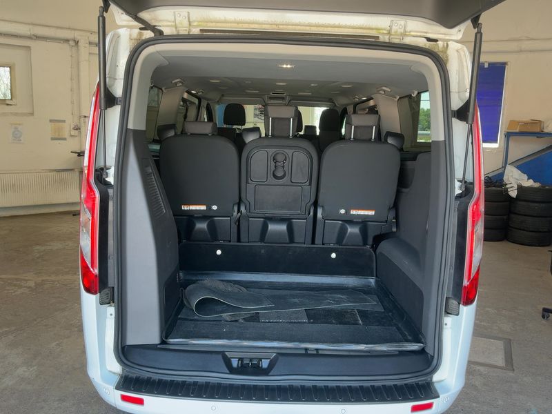 Ford Tourneo Custom 2.0 TDCi 320 L2 Titanium — zdjęcie 10