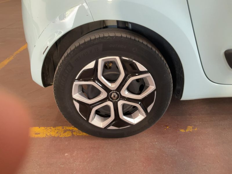 Renault Twingo electric drive 60 kW Equilibre Electric 2024 – снимка 9