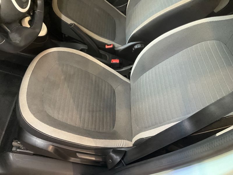 Renault Twingo electric drive 60 kW Equilibre Electric 2024 – снимка 23