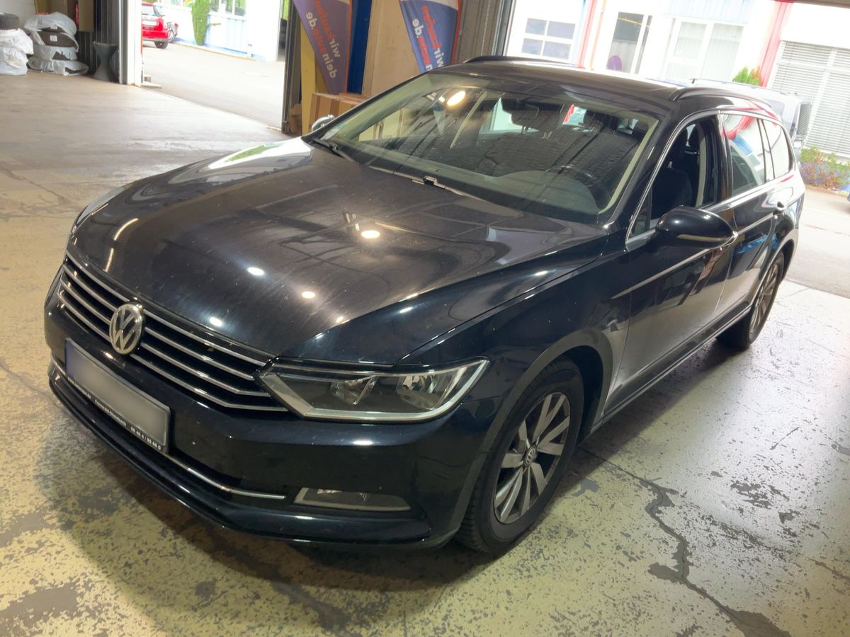 Volkswagen Passat 2015 — photo 1