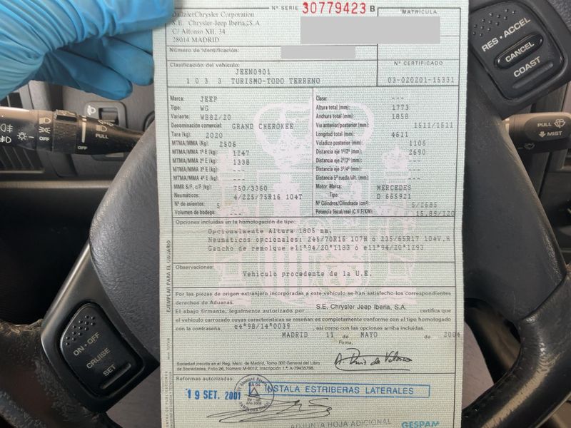 Jeep Grand Cherokee 2.7 CRD Laredo — zdjęcie 16