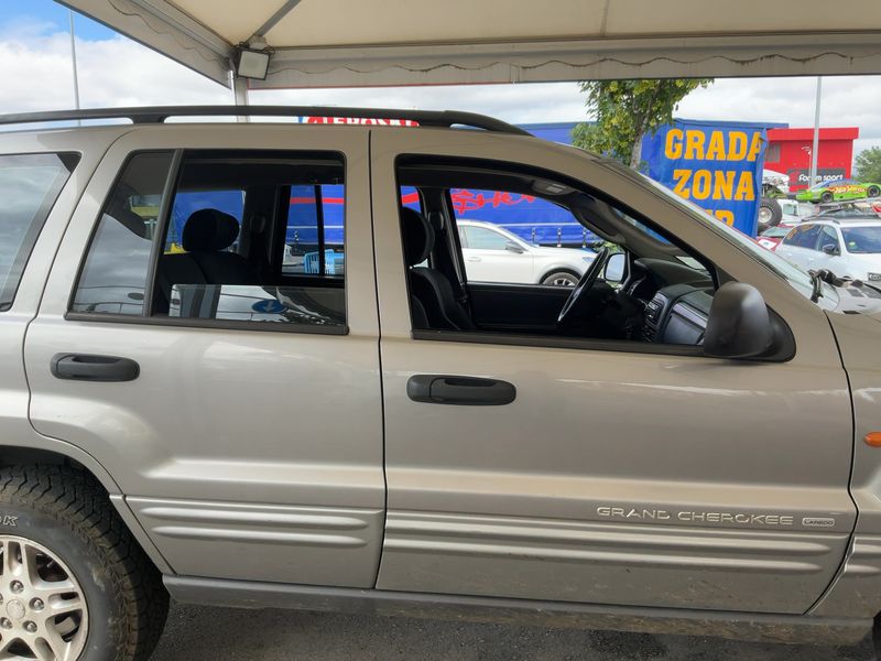 Jeep Grand Cherokee 2.7 CRD Laredo — zdjęcie 7
