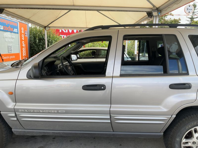 Jeep Grand Cherokee 2.7 CRD Laredo — zdjęcie 4