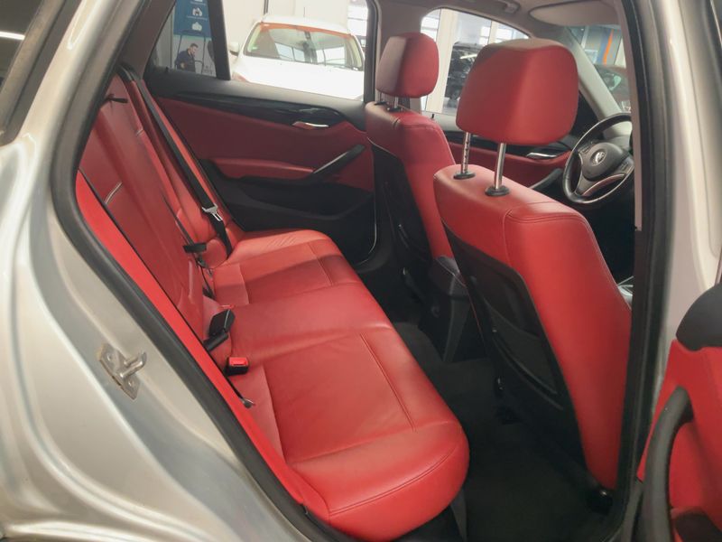 BMW X1 xDrive 28i — zdjęcie 14