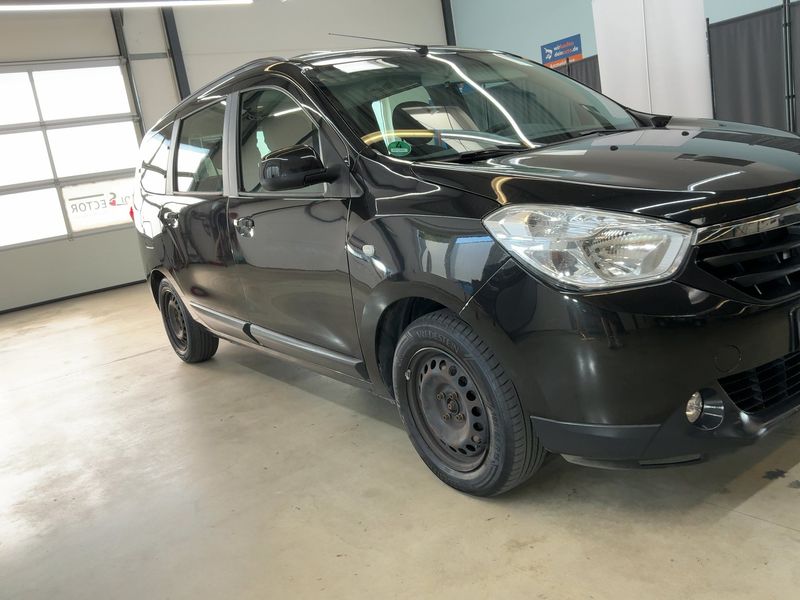 Dacia Lodgy 1.2 TCe Laureate — zdjęcie 8