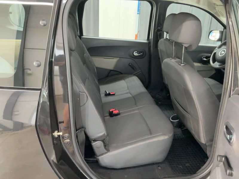 Dacia Lodgy 1.2 TCe Laureate — zdjęcie 14