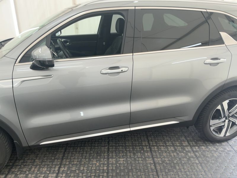Kia Sorento 1.6 TGDI Plug-in Hybrid Platinum 4WD — zdjęcie 4