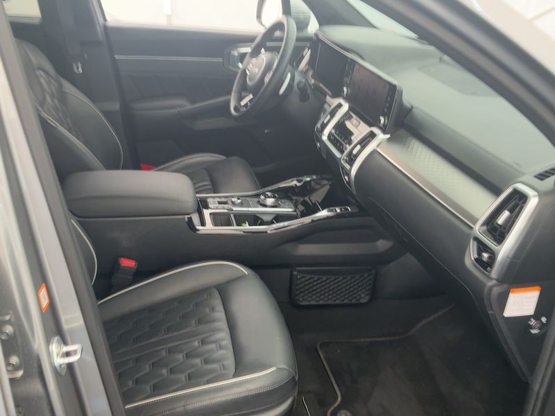 Kia Sorento 1.6 TGDI Plug-in Hybrid Platinum 4WD — zdjęcie 11