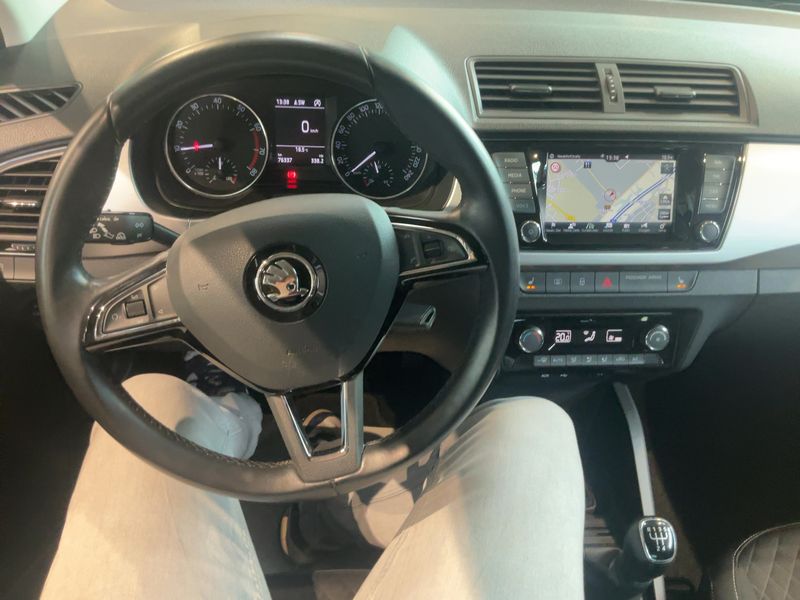 Skoda Fabia 1.0 TSI Ambition — zdjęcie 12