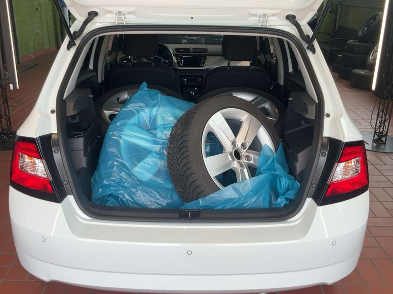 Skoda Fabia 1.0 TSI Ambition — zdjęcie 10