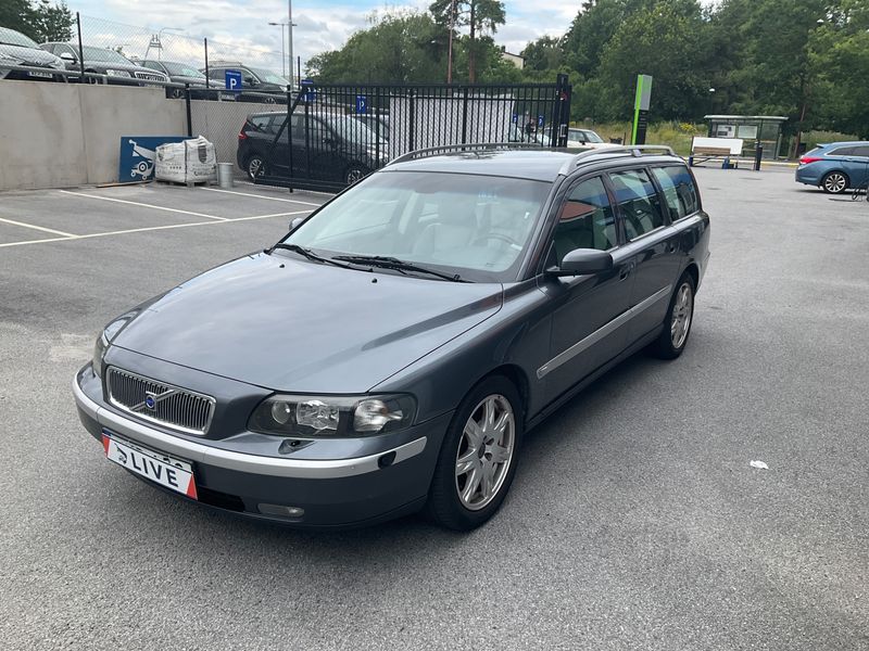 Volvo V70 2.5 T