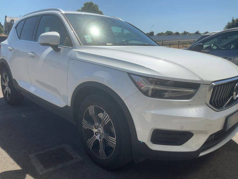 Volvo XC40 2.0 D4 Inscription Luxe AWD 2019 – снимка 12