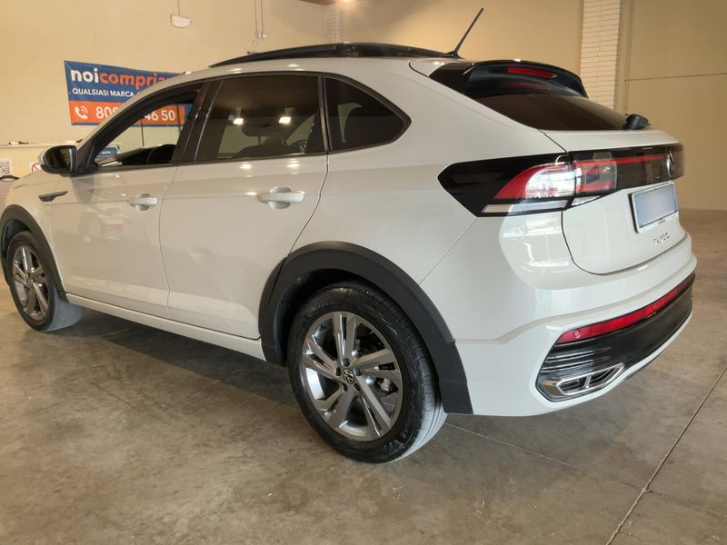 Volkswagen Taigo 1.0 TSI R-Line — zdjęcie 3