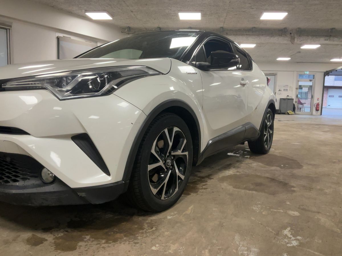Toyota C-HR d'occasion