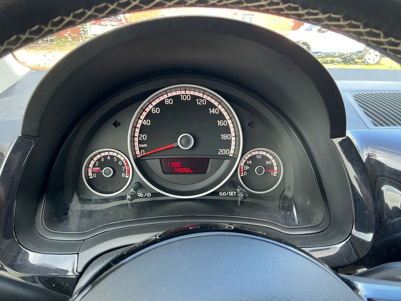 Volkswagen up! 1.0 Cheer up! BlueMotion Tech — zdjęcie 13