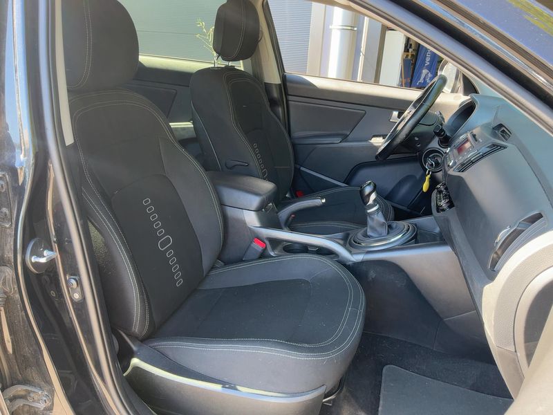 Kia Sportage 1.7 CRDi Active 2WD 2012 – снимка 16