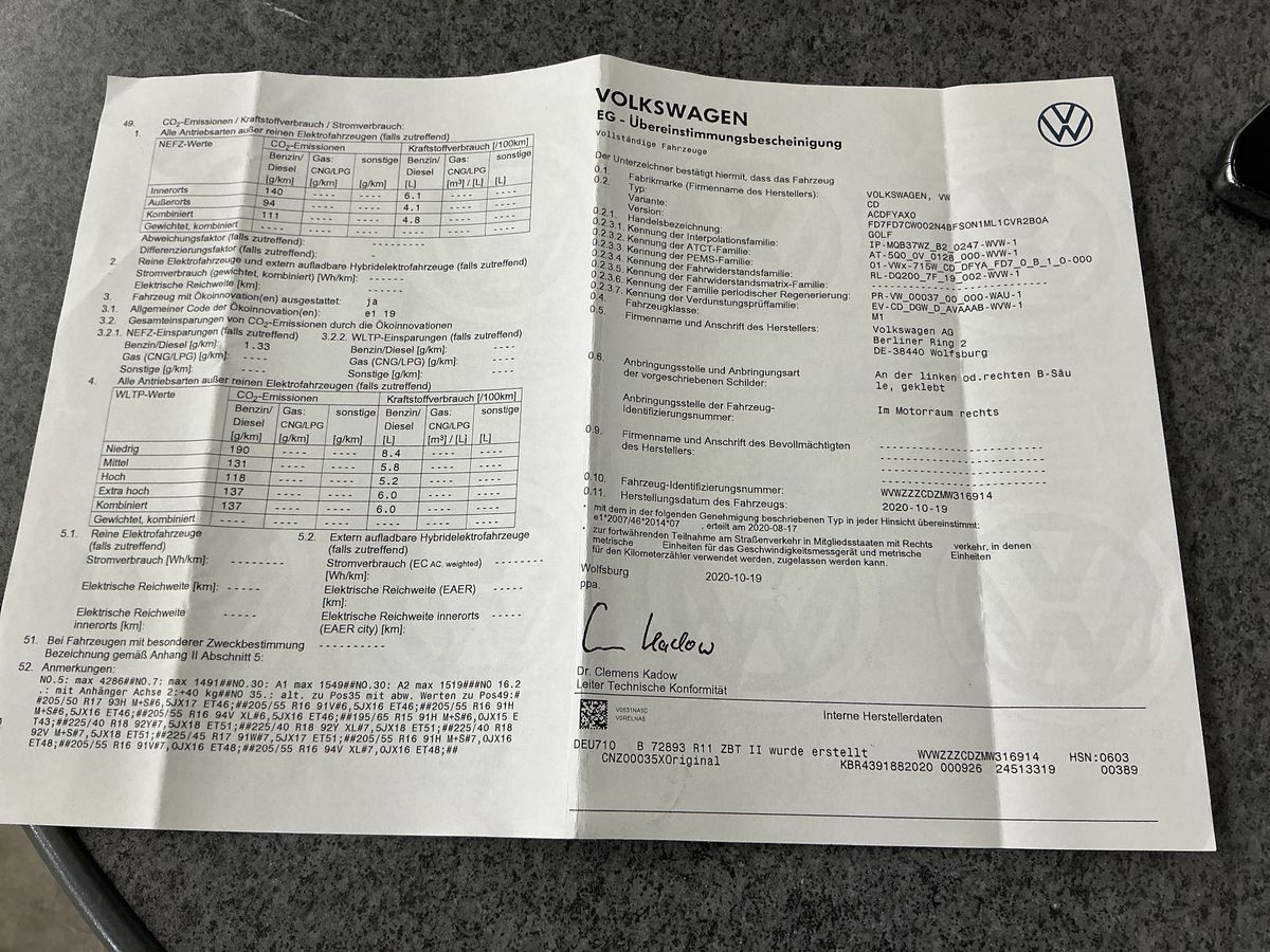 Volkswagen Golf VIII 1.5 eTSI ACT R-Line