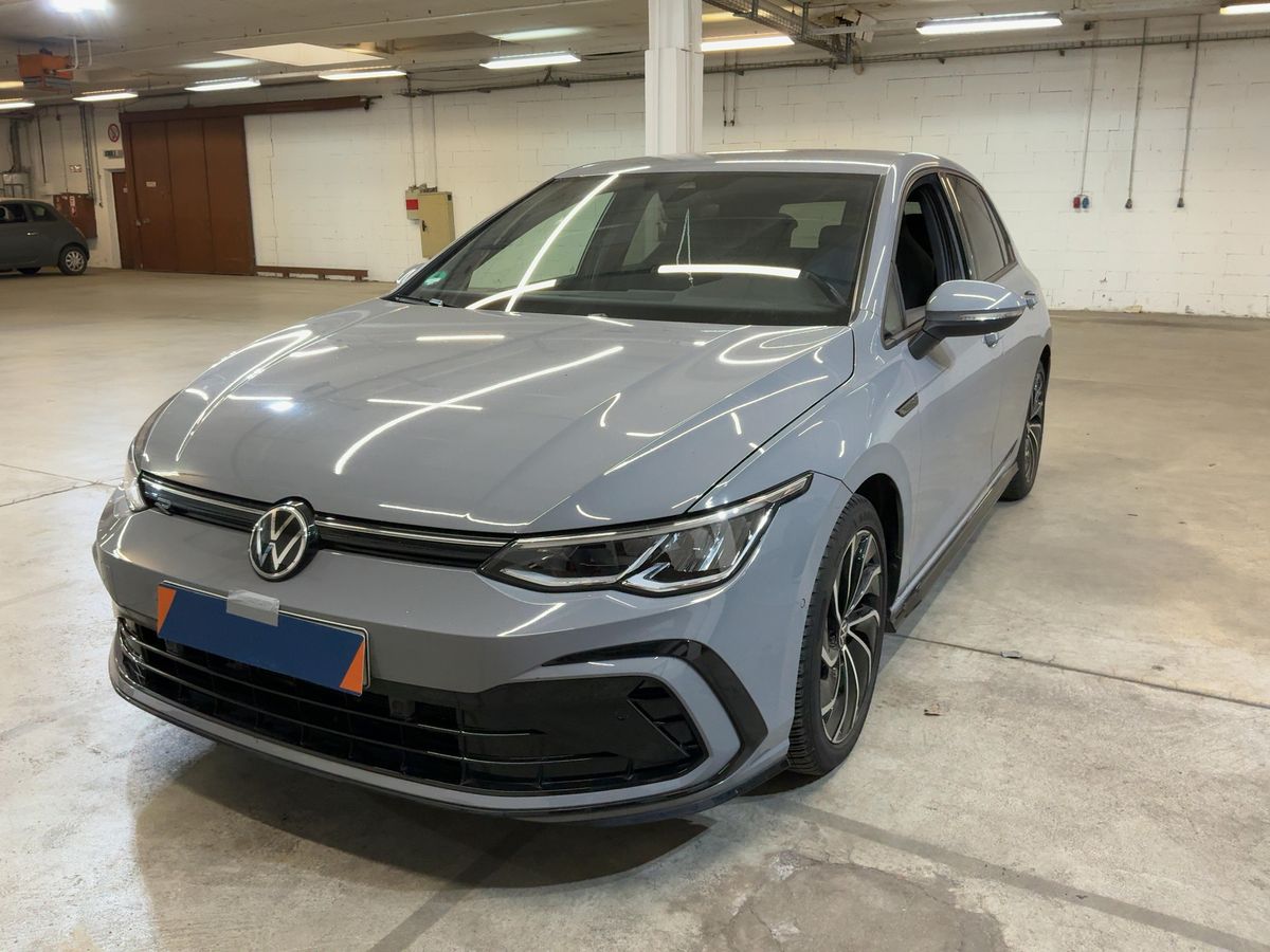 Volkswagen Golf VIII 1.5 eTSI ACT R-Line