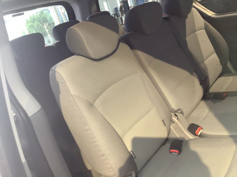 Hyundai H1 2.5 CRDi Travel — zdjęcie 14