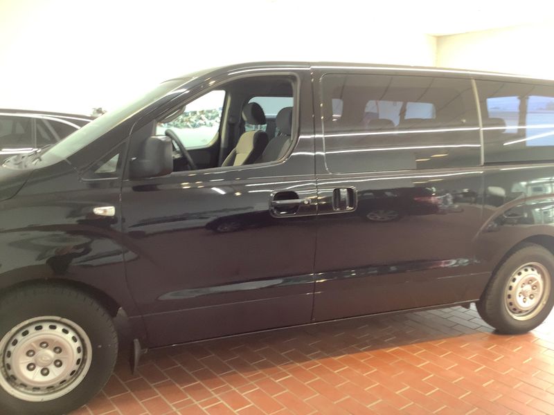 Hyundai H1 2.5 CRDi Travel — zdjęcie 4