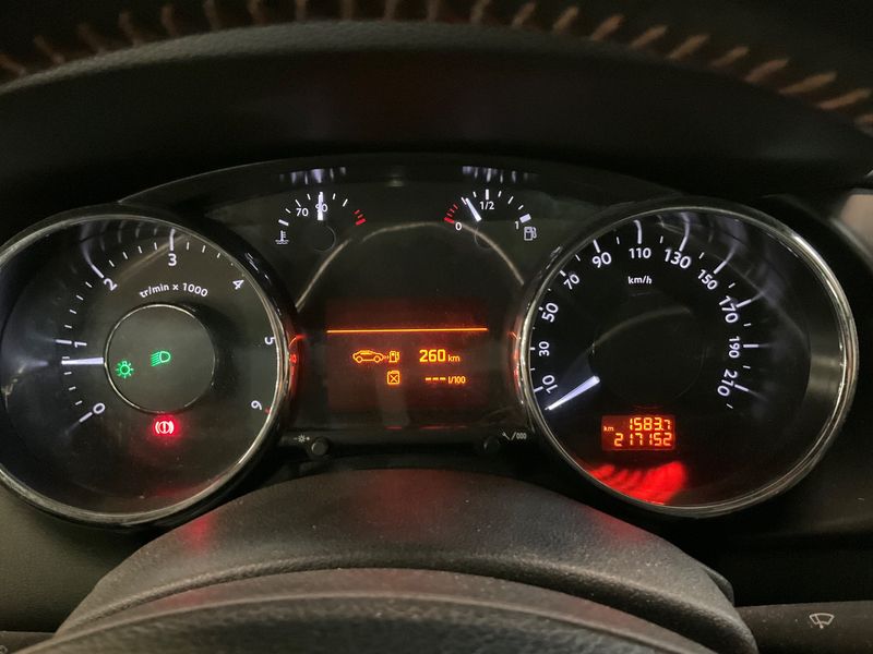 Peugeot 3008 1.6 HDi Crossway — zdjęcie 13