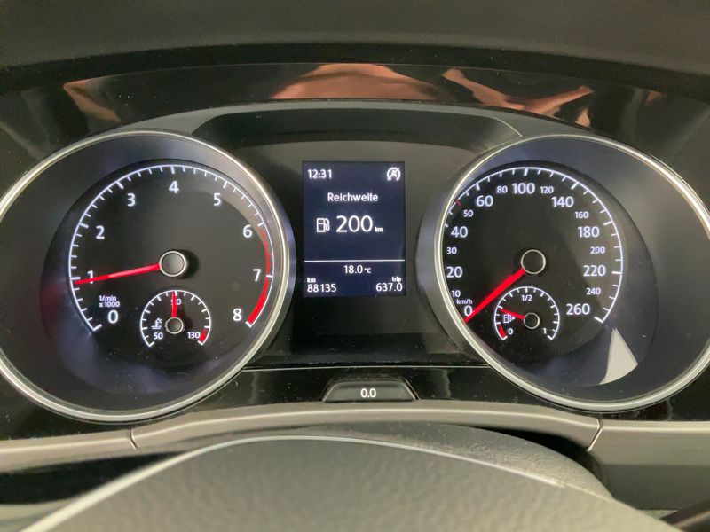 Volkswagen Touran 1.5 TSI ACT Comfortline BlueMotion Tech — zdjęcie 13