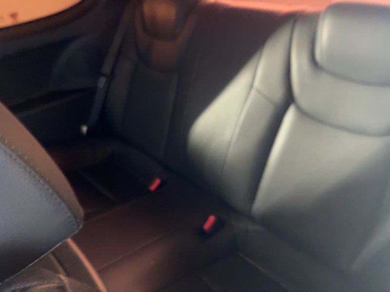Hyundai Genesis 3.8 Basis 2011 – снимка 19