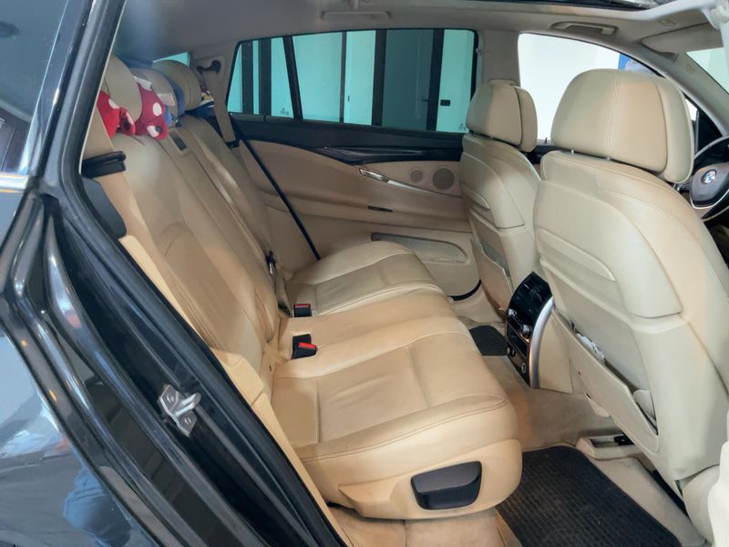BMW 5er 530d GT 2014 – снимка 19