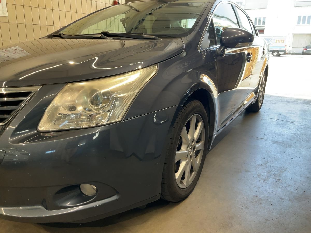 Toyota Avensis 2.0 Executive
