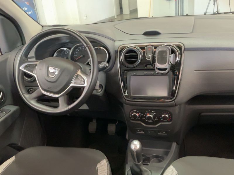 Dacia Lodgy 1.6 SCe Stepway — zdjęcie 12