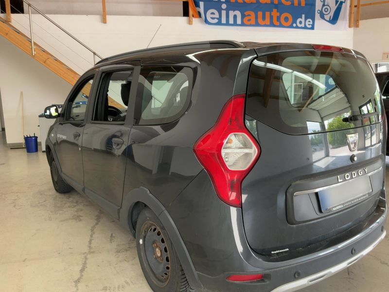 Dacia Lodgy 1.6 SCe Stepway — zdjęcie 3