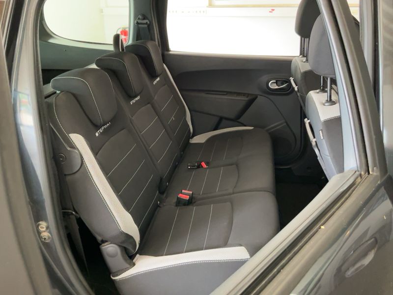 Dacia Lodgy 1.6 SCe Stepway — zdjęcie 14