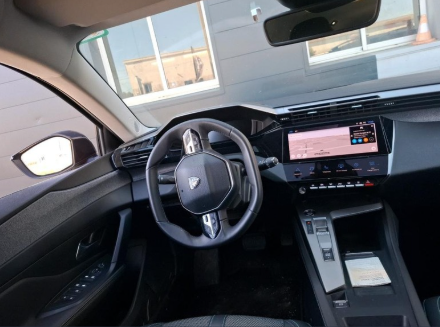 Peugeot 308 1.2 PureTech Allure Pack 2023 – снимка 10