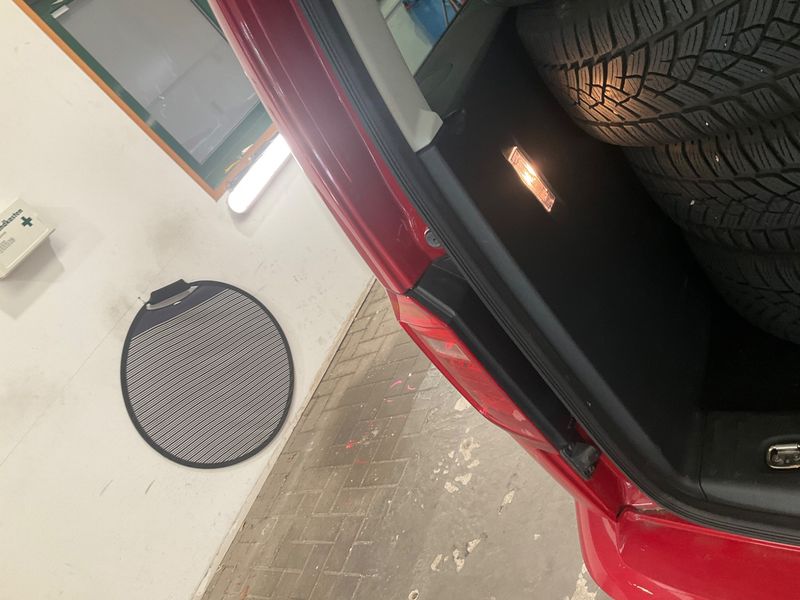 Volkswagen Caddy 1.4 TSI Comfortline BlueMotion Tech 2017 – снимка 45